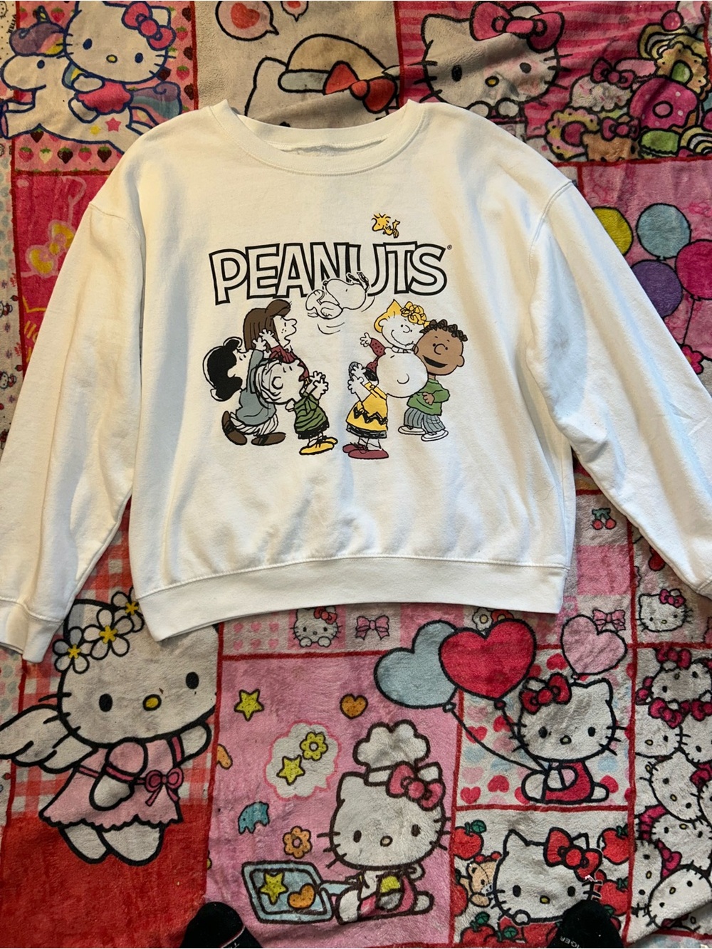 Peanuts White Crewneck Sweatshirt with Multicolor Character Print